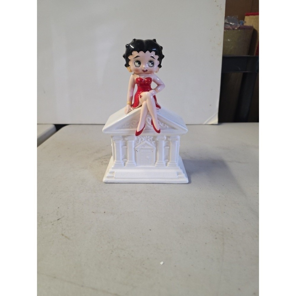 Vintage Vandor Betty Boop Hand Painted Piggy Coin Bank Made In Japan